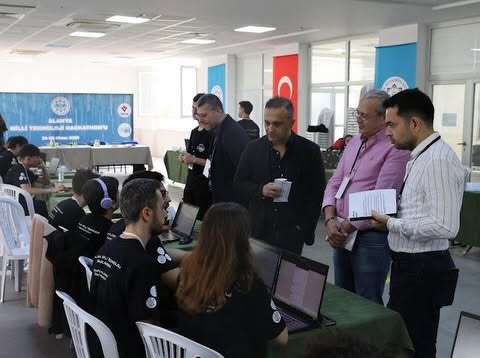 Alanya Milli Teknoloji Hackathonu’nda proje sunumları
